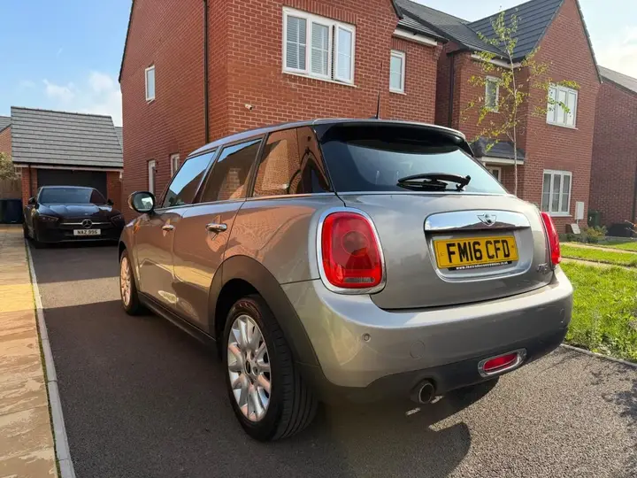 Mini Cooper 2016 photo 5