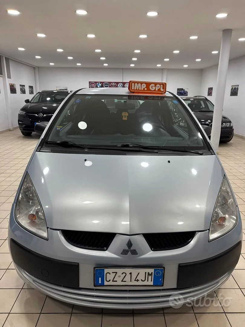 Mitsubishi Colt