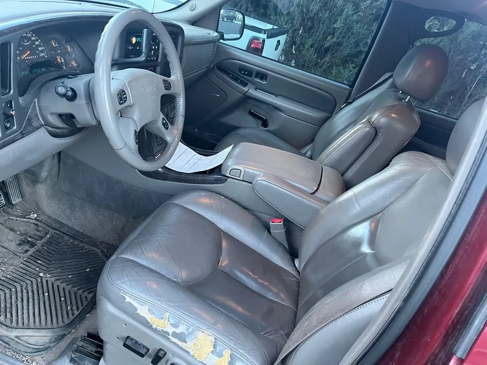 GMC Yukon 2003 photo 4