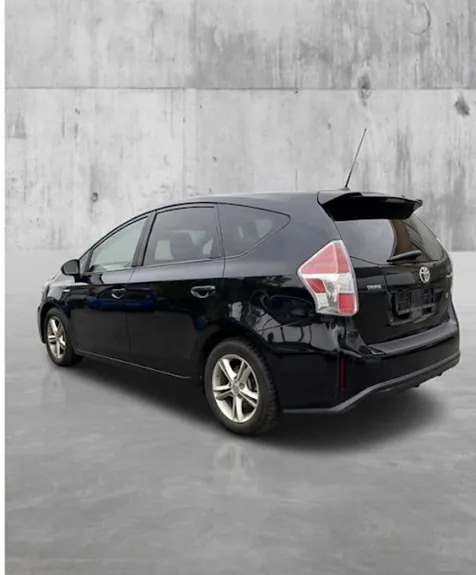 Toyota Prius 2016 photo 2
