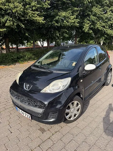 Peugeot 107 2011 photo 5