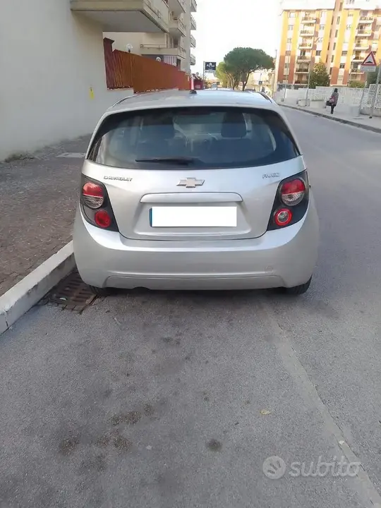 Chevrolet Aveo 2014 photo 3