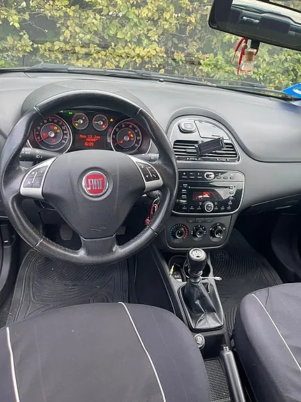 Fiat Punto Evo 2011 photo 5