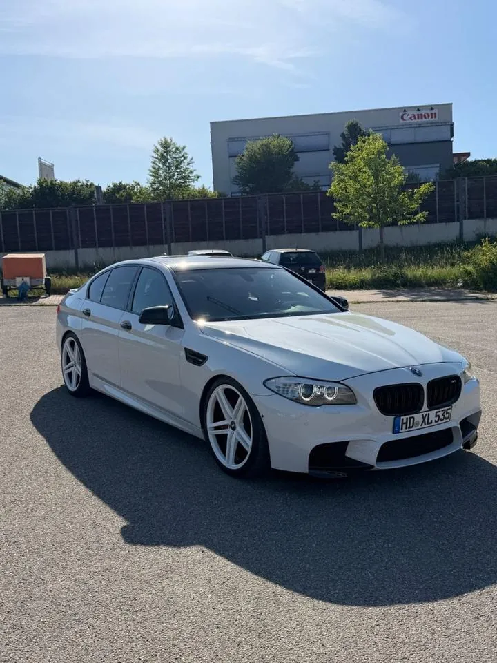 BMW 535I