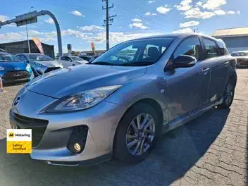 Mazda Axela 2013 photo 4