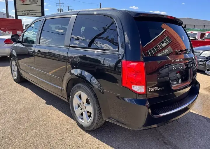 Dodge Grand Caravan 2013 photo 5