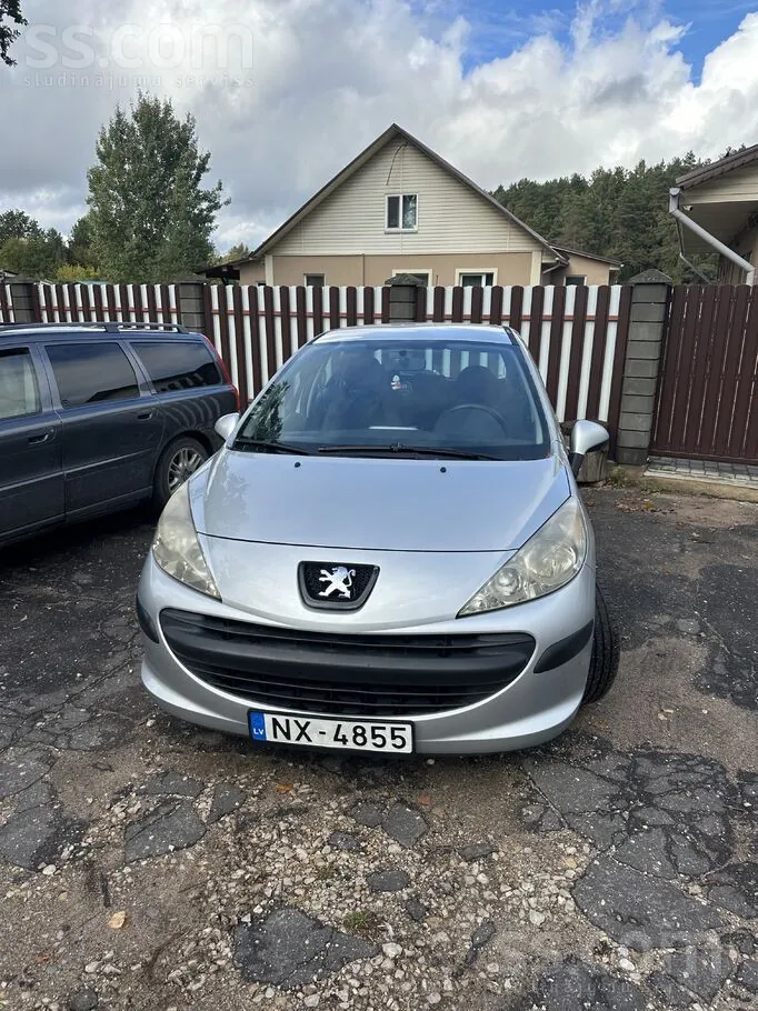 Peugeot 207