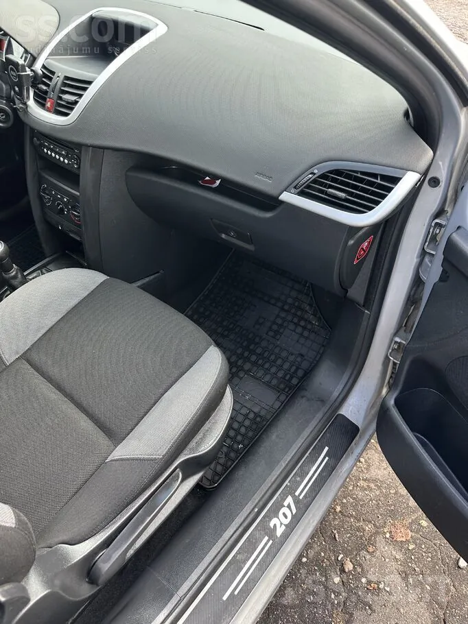 Peugeot 207 2007 photo 5