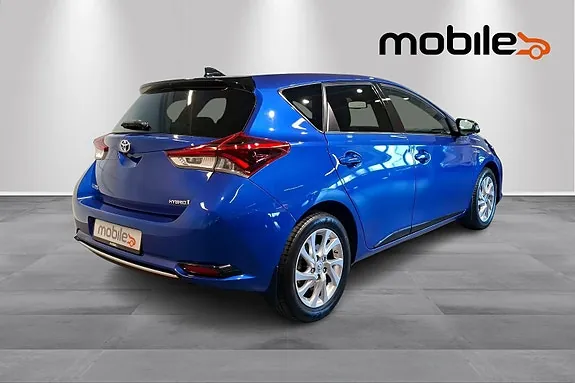 Toyota Auris 2018 photo 3