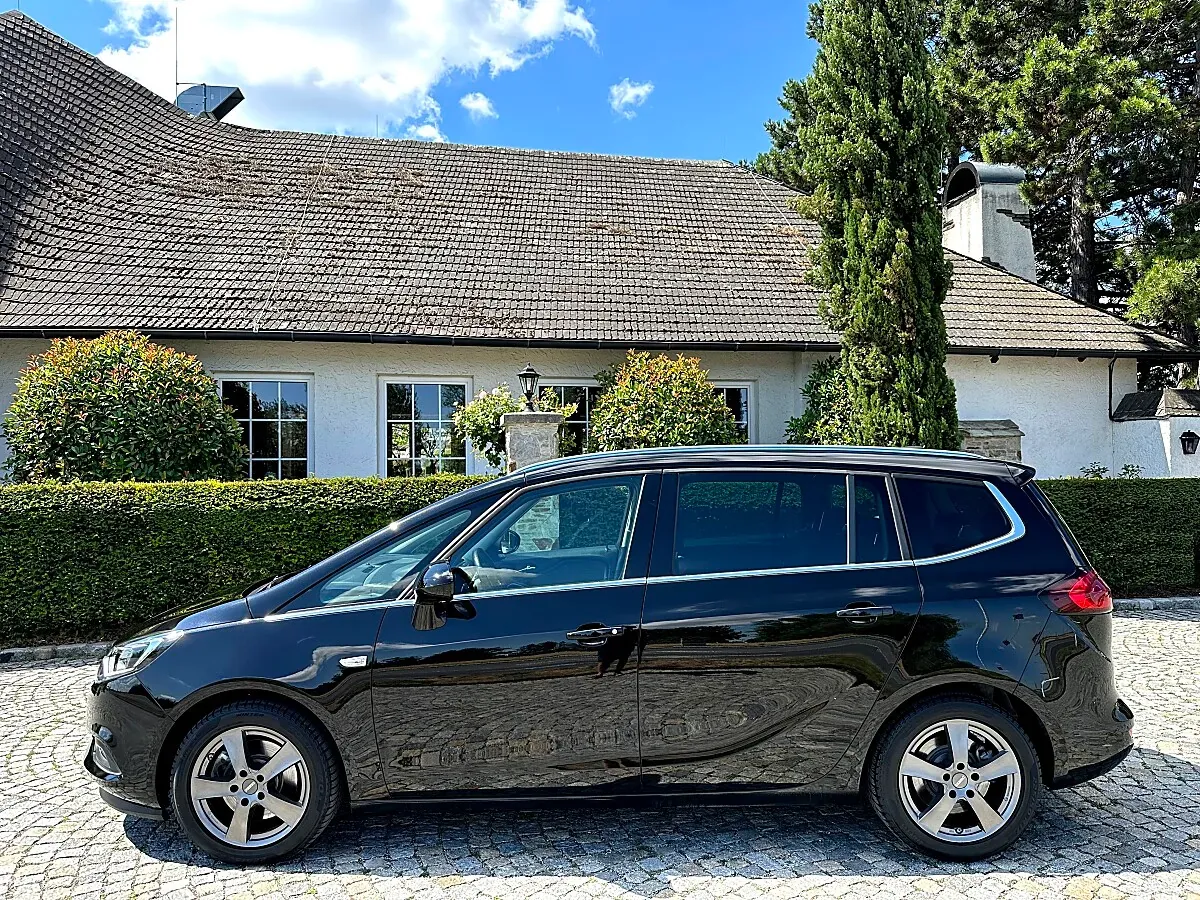 Opel Zafira Tourer 2018 photo 2