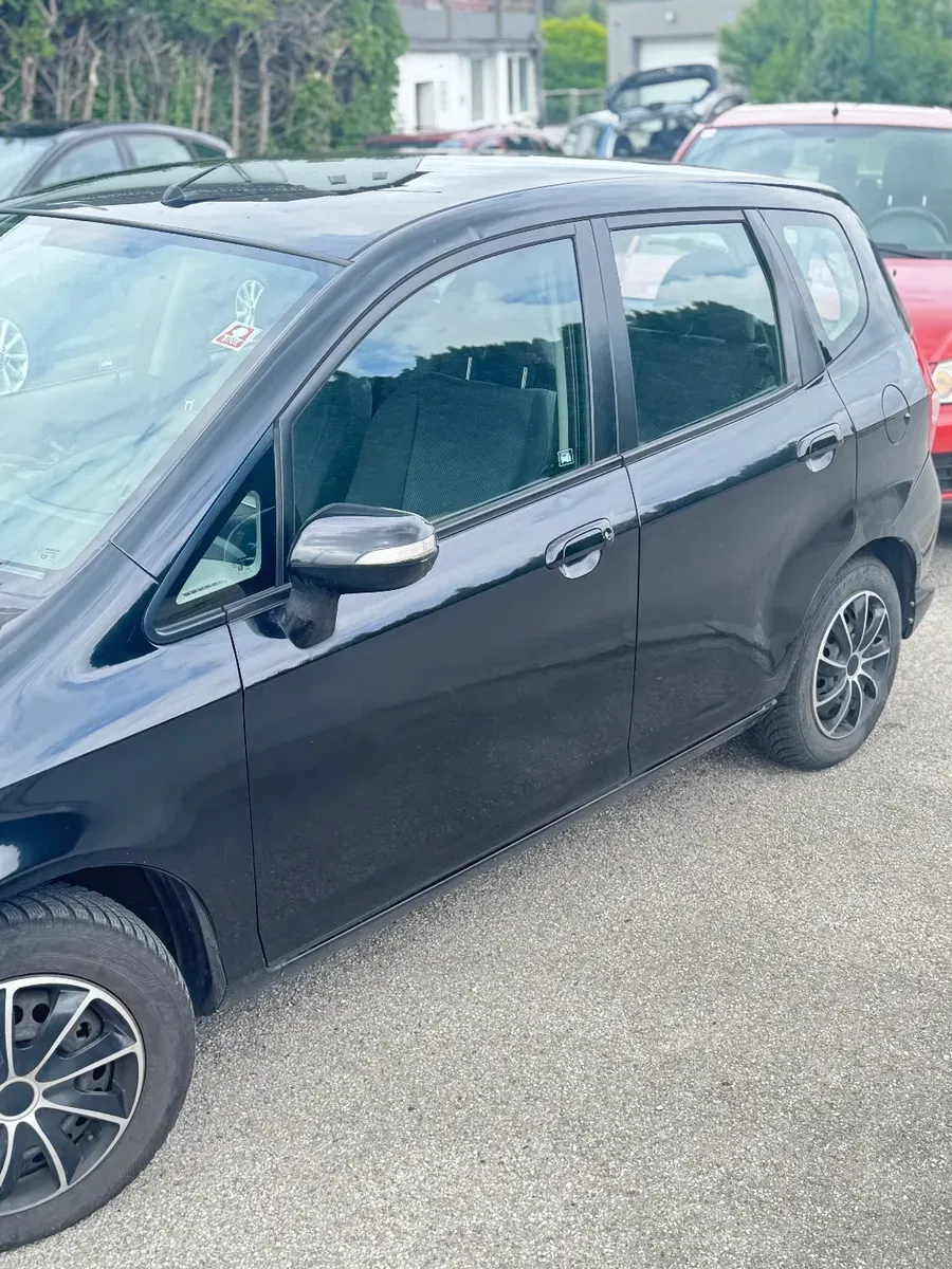 Honda Jazz 2006 photo 2