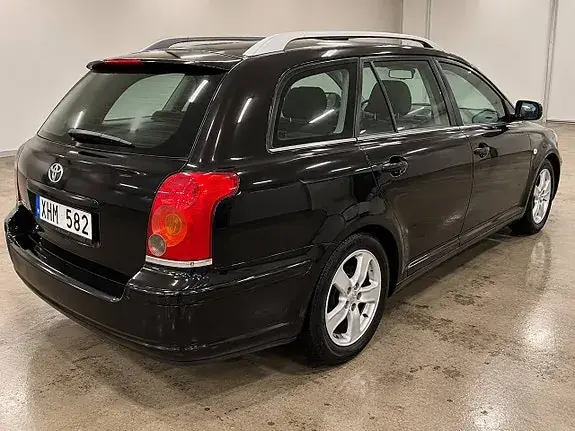 Toyota Avensis 2006 photo 4