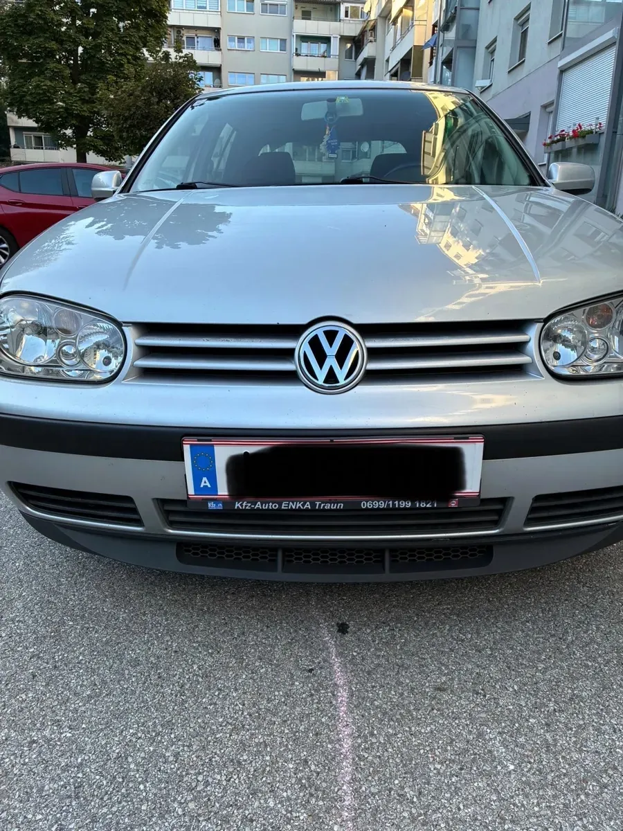 Volkswagen Golf 2002 photo 2