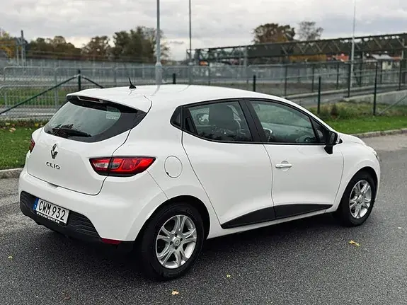 Renault Clio 2014 photo 5