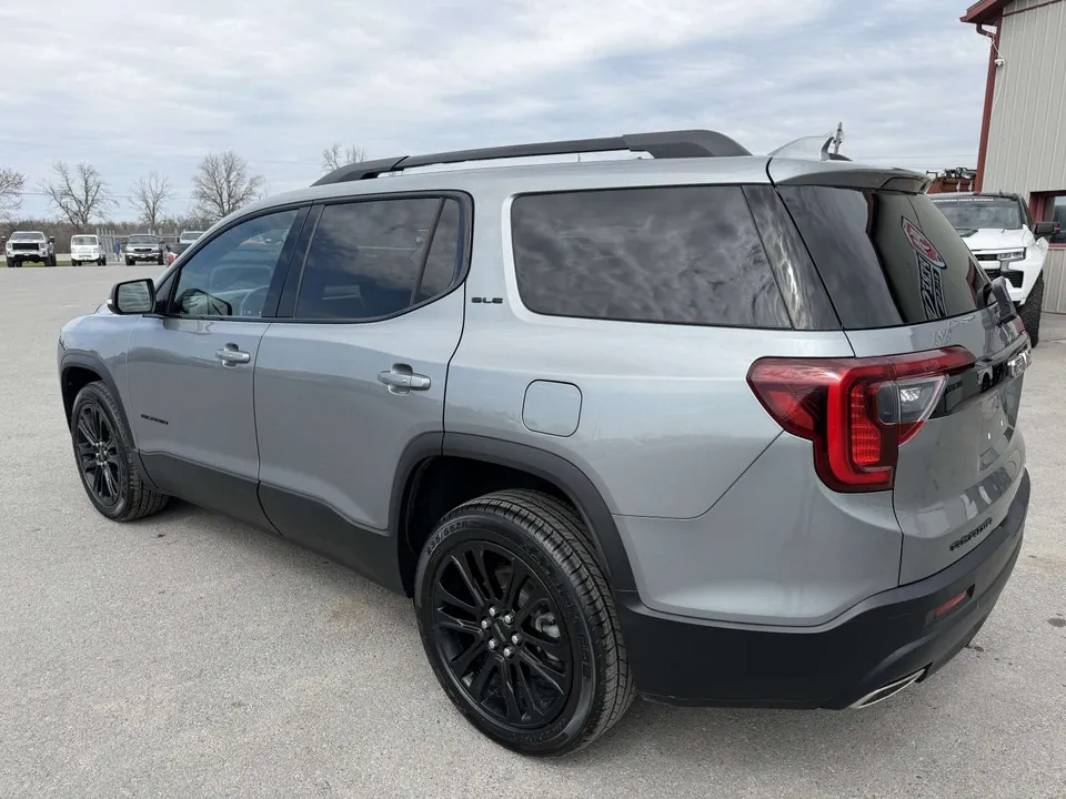GMC Acadia 2023 photo 5