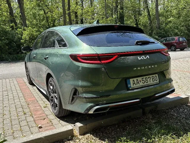 Kia Pro Ceed 2023 photo 4