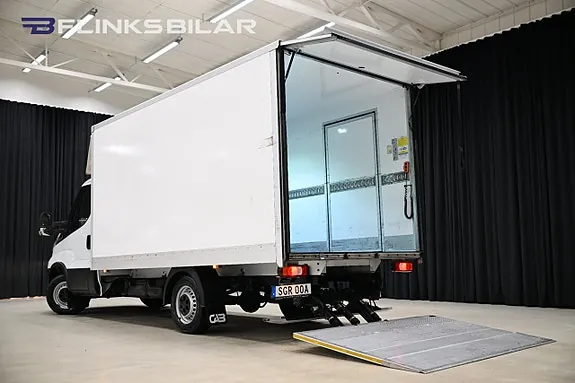 Iveco Daily 2023 photo 5