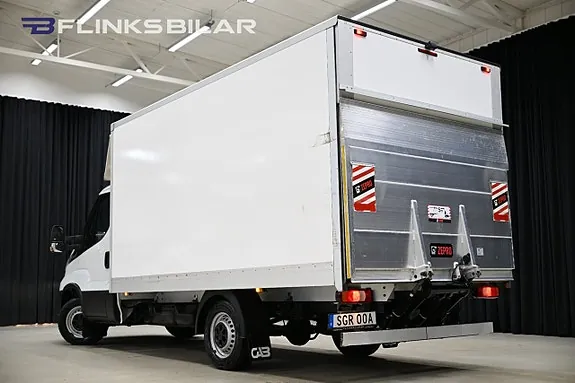 Iveco Daily 2023 photo 4