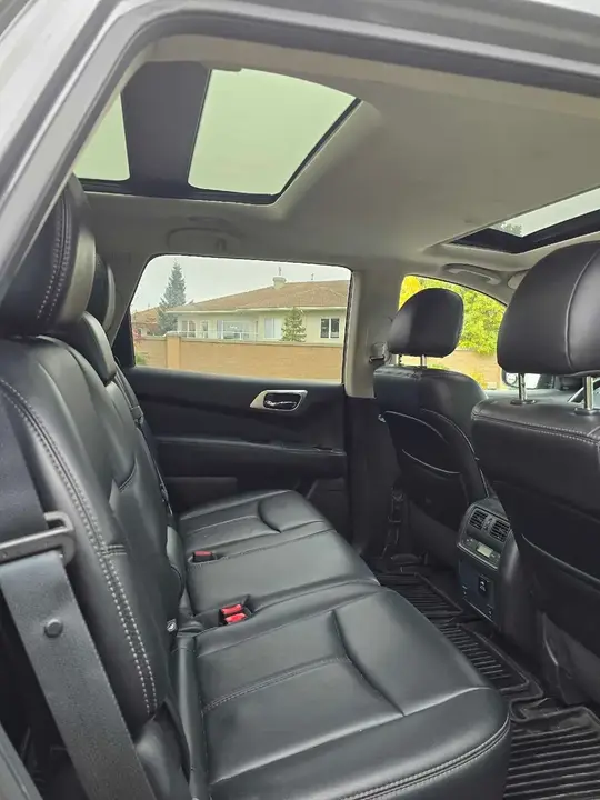 Nissan Pathfinder 2016 photo 2