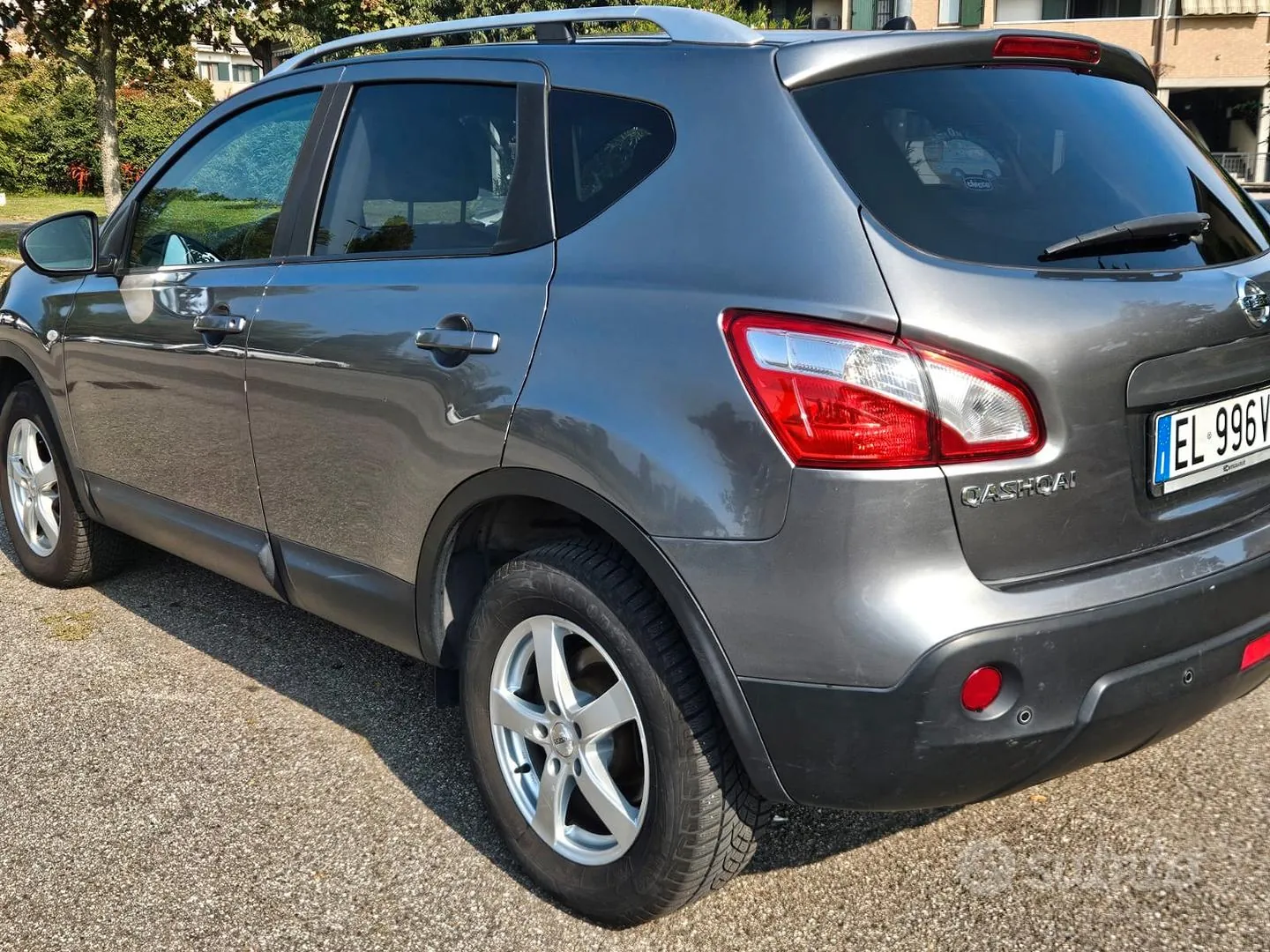 Nissan Qashqai 2012 photo 4