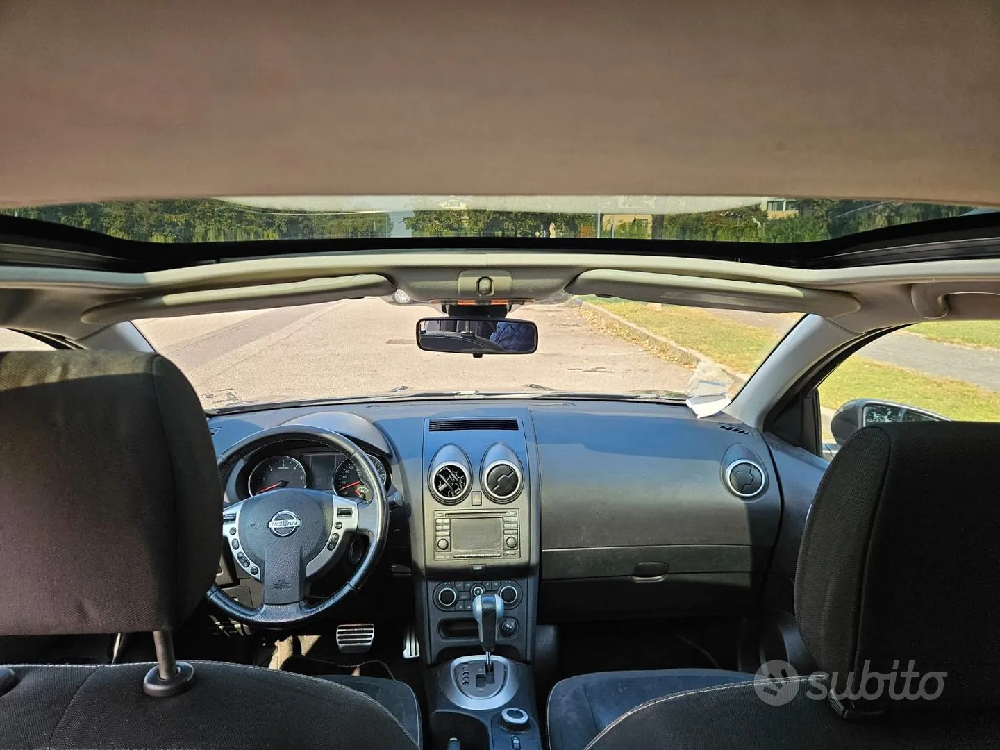 Nissan Qashqai 2012 photo 5