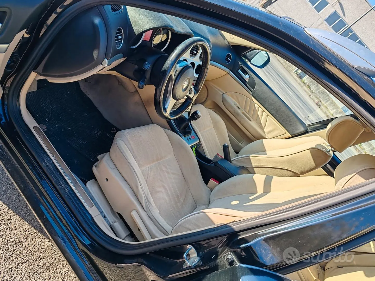 Alfa Romeo 159 2011 photo 4