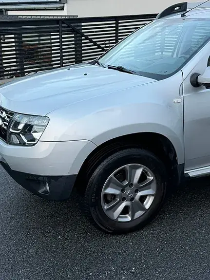Dacia Duster 2015 photo 2