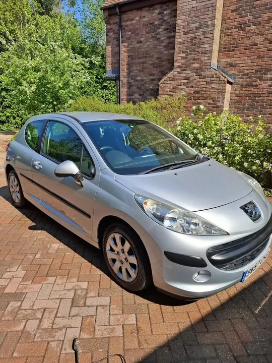 Peugeot 207