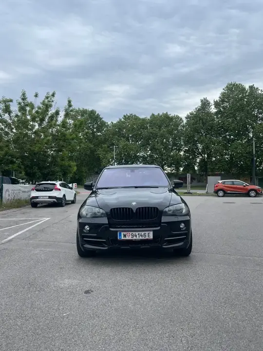 BMW X5 2008 photo 2