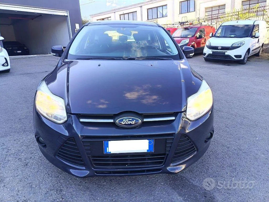 Ford Focus 2013 photo 3