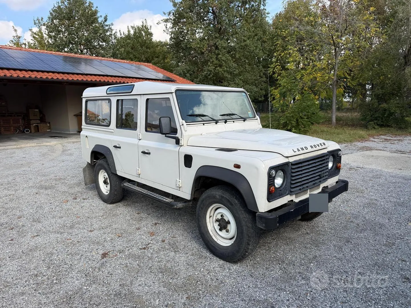 Land Rover Defender