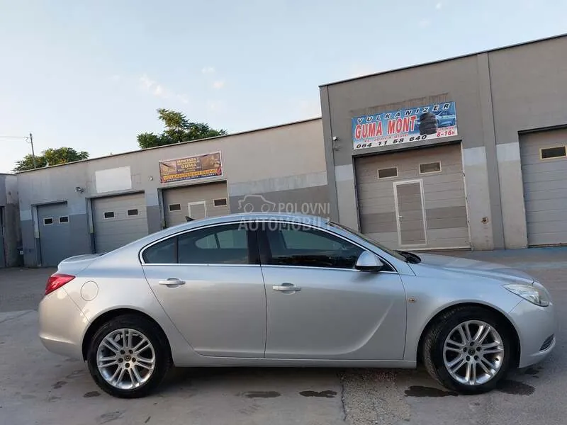 Opel Insignia 2009 photo 2