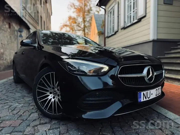 Mercedes-Benz C220