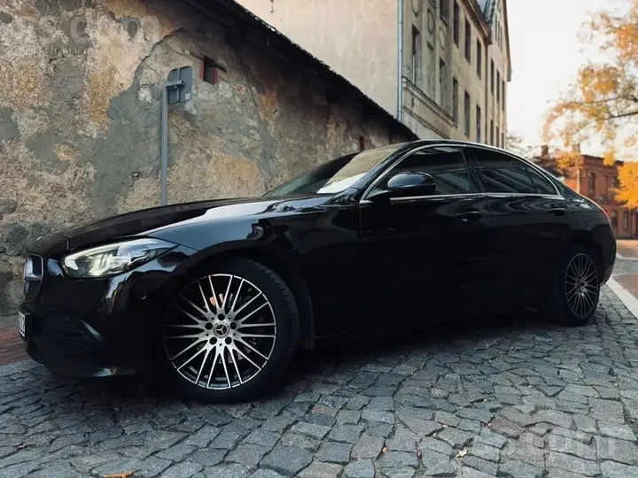 Mercedes-Benz C220 2022 photo 4