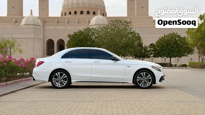 Mercedes-Benz C-Class 2019 photo 4