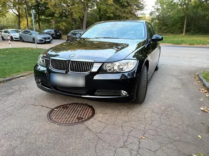 BMW 320I