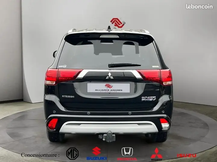 Mitsubishi Outlander 2018 photo 4