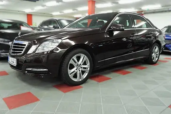 Mercedes-Benz E 250 2011 photo 2