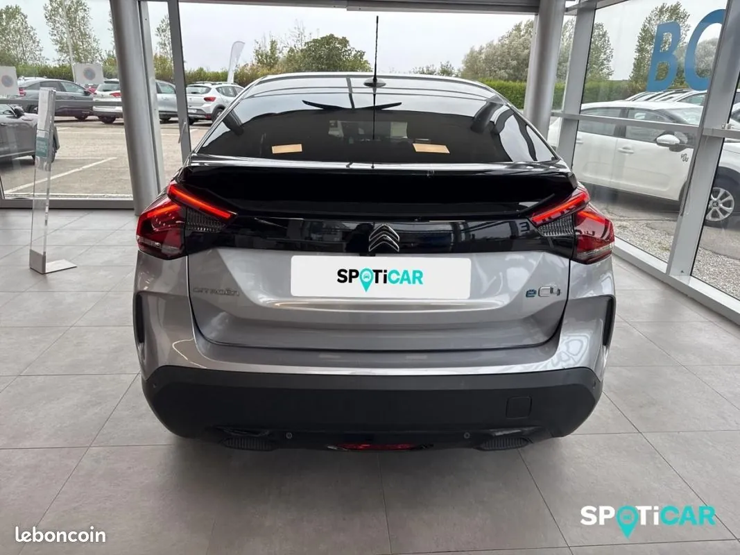 Citroen C4 2023 photo 5