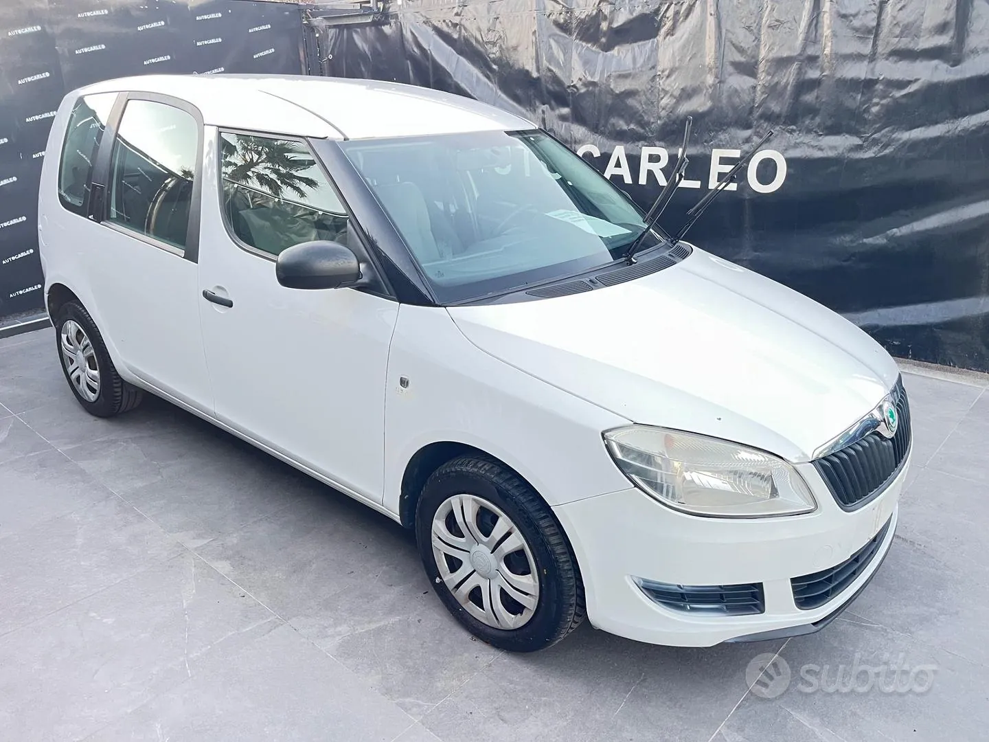 Skoda Roomster 2011 photo 3