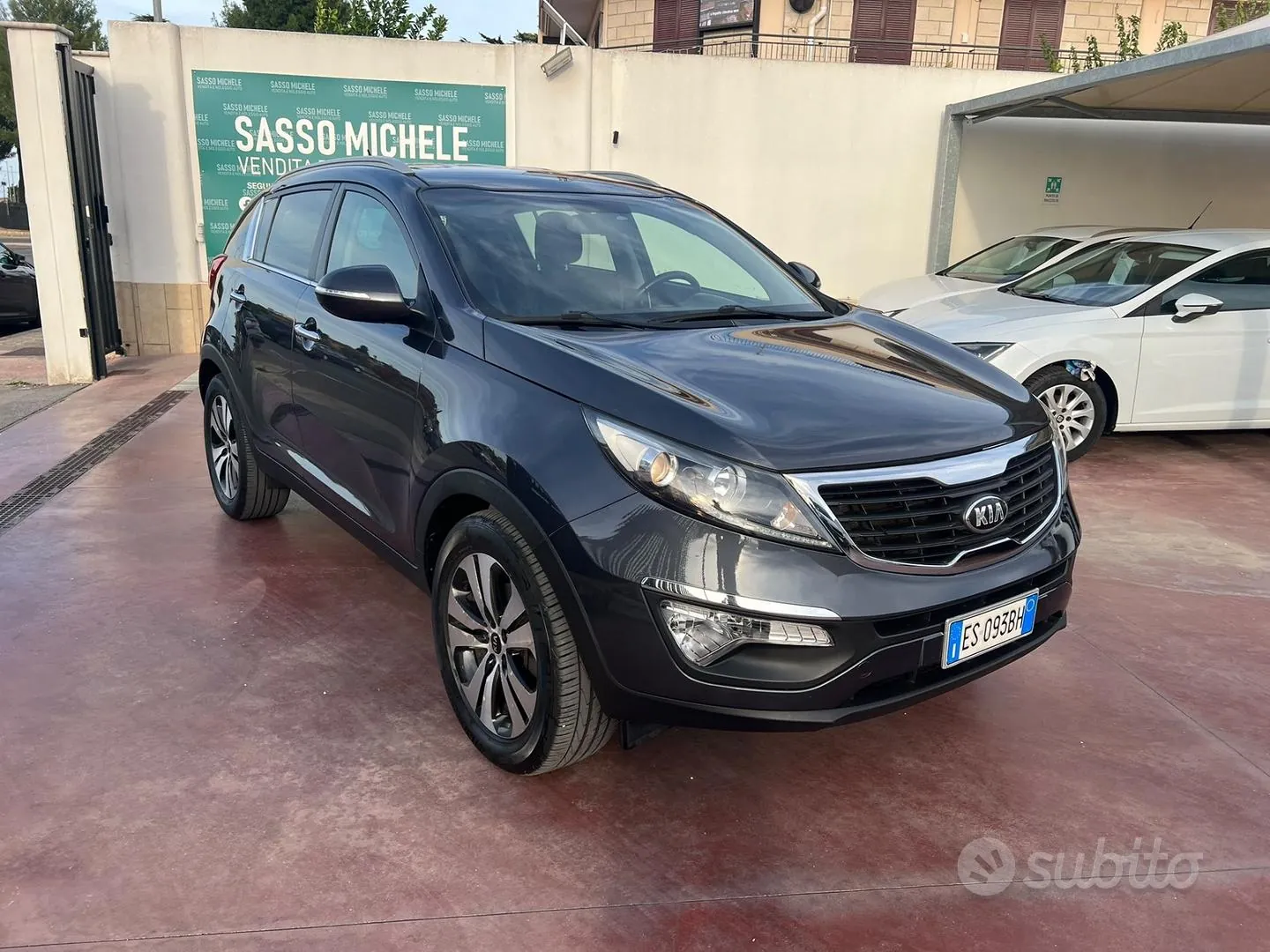 Kia Sportage 2013 photo 2
