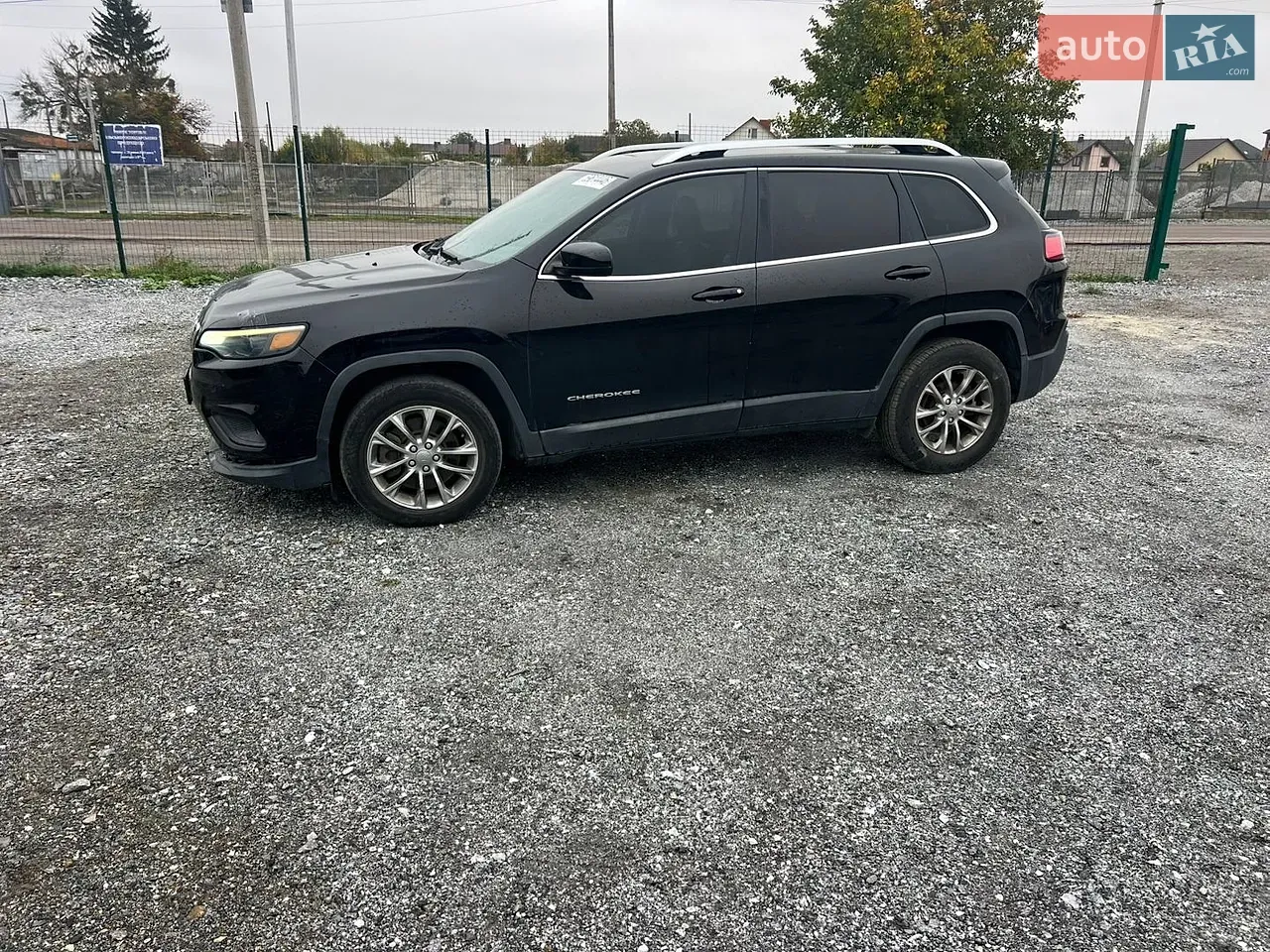 Jeep Cherokee 2018 photo 2