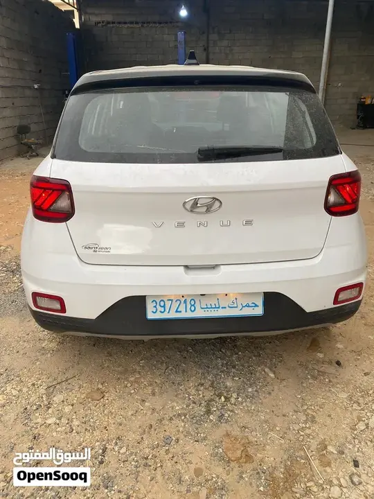 Hyundai Venue 2021 photo 2