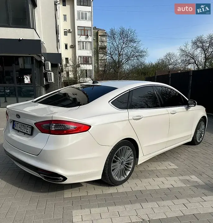 Ford Fusion 2014 photo 4