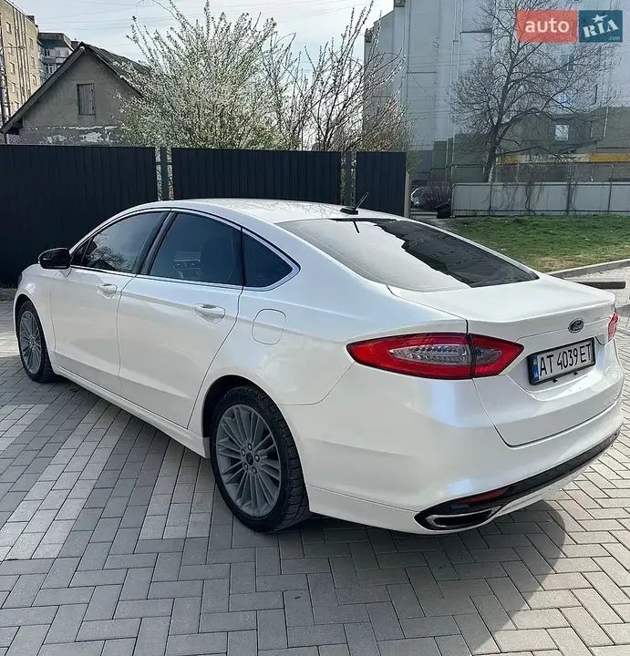 Ford Fusion 2014 photo 5