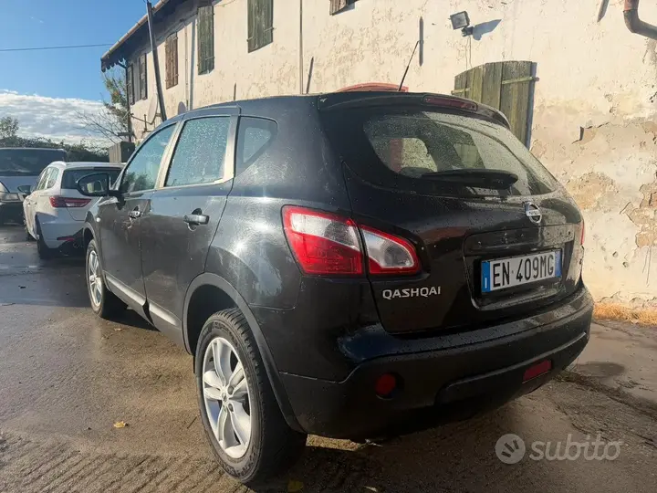 Nissan Qashqai 2013 photo 2