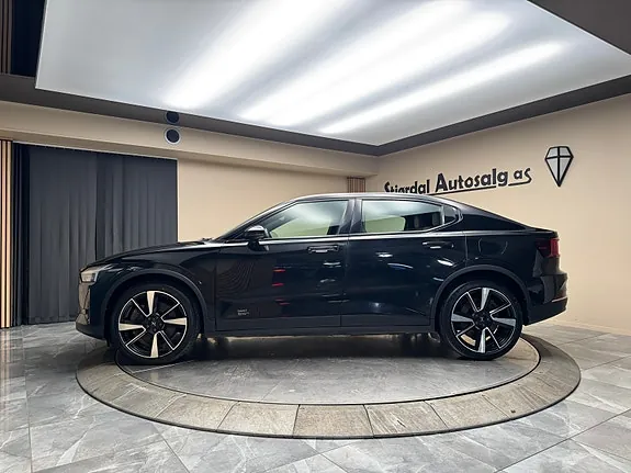 Polestar 2 2021 photo 2