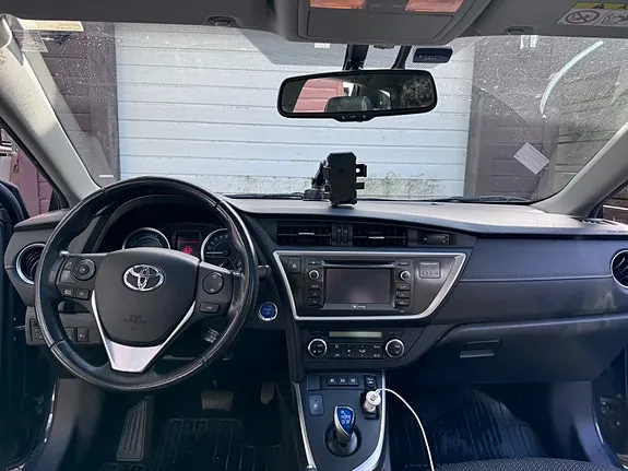 Toyota Auris 2014 photo 5