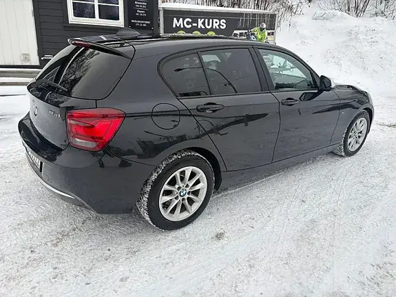 BMW 116D 2012 photo 3
