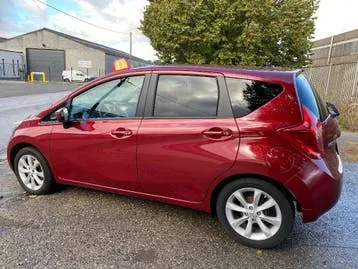 Nissan Note 2016 photo 2